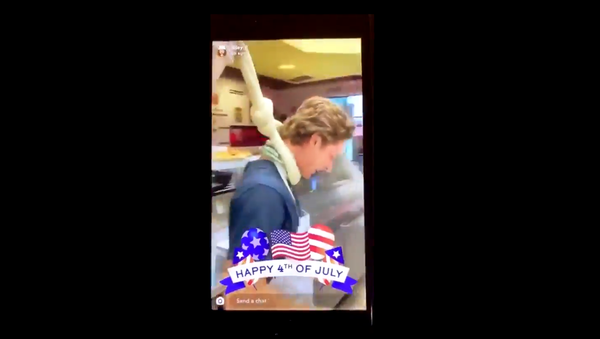 In Woodstock, GA at a Jimmy Johns, some white employees made a noose, look at the DETAILS in the damn noose dough that’s used for sandwiches. Crazy. They done this before.... - Sputnik International