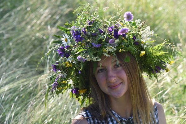 A girl during Ivan Kupala festivities in Ukraine A girl during Ivan Kupala festivities in Ukraine - Sputnik International