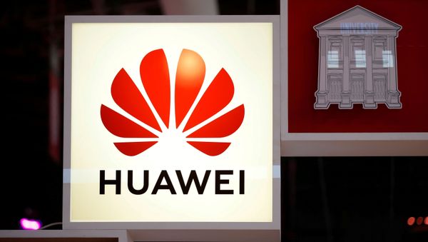 FILE PHOTO: The Huawei logo is seen at the high profile startups and high tech leaders gathering, Viva Tech,in Paris, France May 16, 2019 - Sputnik International