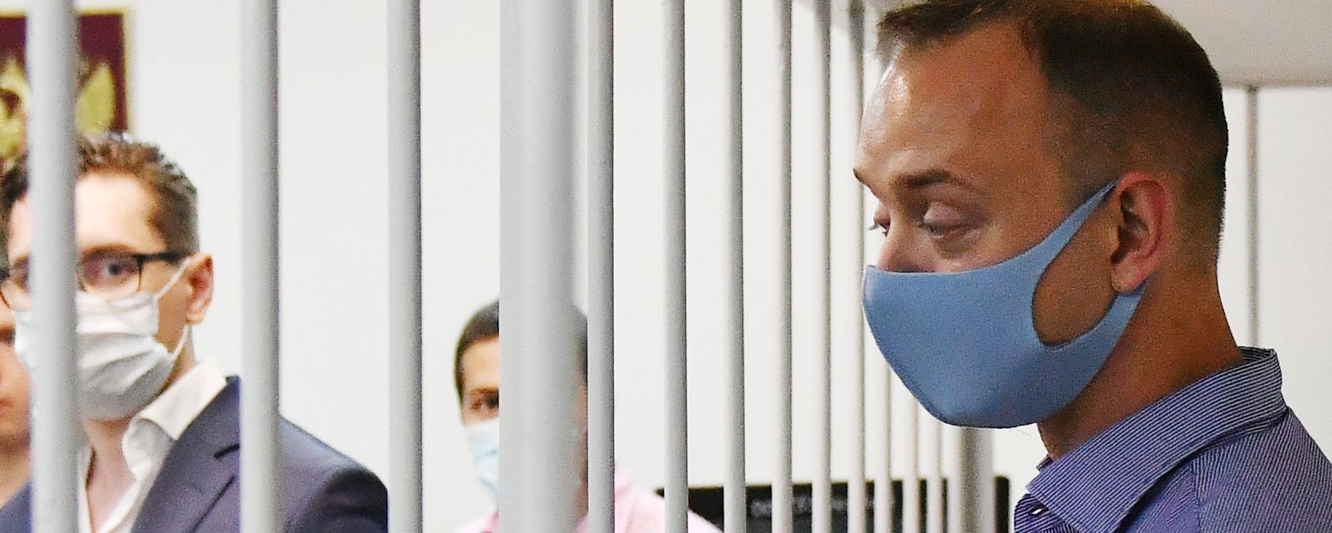 Ivan Safronov, adviser to Roscomos chief, in a Moscow court on 7 July, 2020 Ivan Safronov, adviser to Roscomos chief, in a Moscow court on 7 July, 2020 - Sputnik International, 1920, 05.09.2022