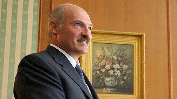  Lukashenko cautious over U.S. move on missile shield in Europe  - Sputnik International