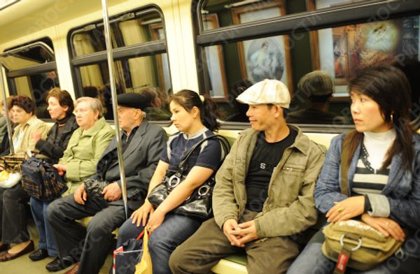 Moscow Metro commissions picture gallery train Moscow Metro commissions picture gallery train - Sputnik International