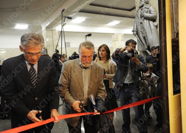 Moscow Metro commissions picture gallery train Moscow Metro commissions picture gallery train - Sputnik International