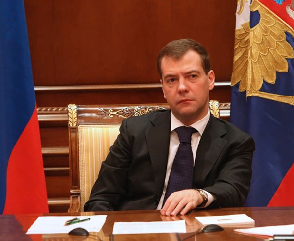 Medvedev rewards scientists, artists on Russia Day - Sputnik International