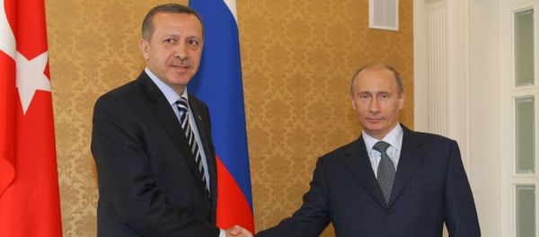 Russia and Turkey may be divided on some foreign policy issues, especially on Ukraine and Syria, but Russian President Vladimir Putin and his Turkish counterpart Recep Tayyip Erdogan have instead opted to focus on areas of mutual interest during their meeting in Ankara on Monday. - Sputnik International