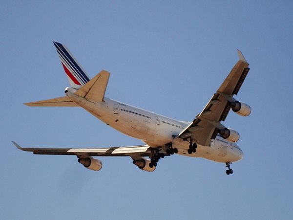Air France to advance $24,000 in compensation to victims' families - Sputnik International