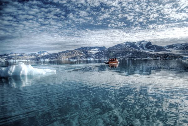 New Russian floating weather station starts work in Arctic - Sputnik International