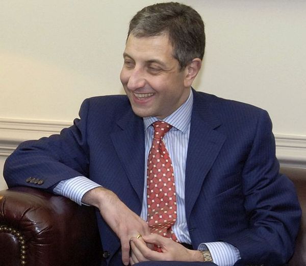 This was how former premier Zurab Nogaideli, who leads the Movement for a Just Georgia, commented on Friday's clashes between young opposition members with parliament security guards in Tbilisi, which resulted in the arrest of five opposition members. - Sputnik International
