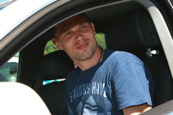 Russia's national football team player Sergei Ignashevich attends SUVs test drive - Sputnik International