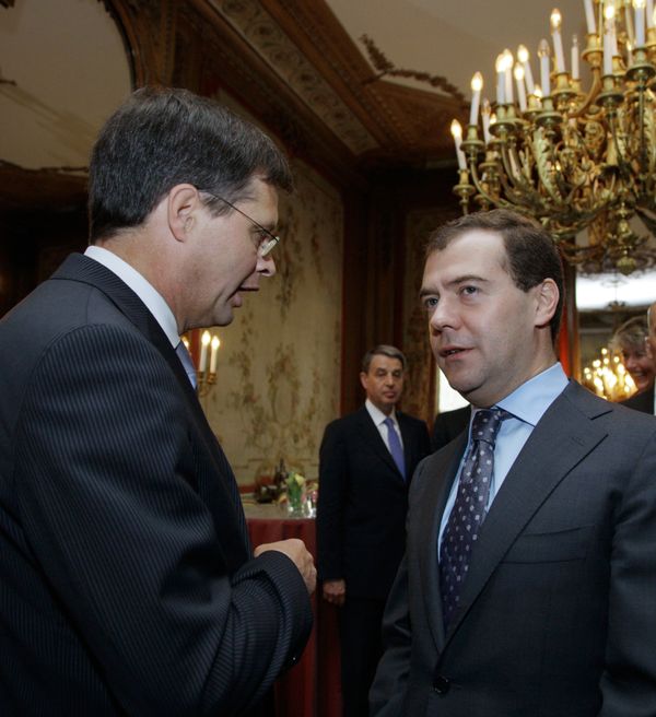 Russia's Medvedev pushes Dutch cos. ahead with Gazprom projects - Sputnik International