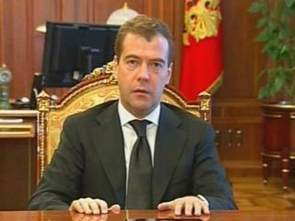 Dmitry Medvedev discusses Yevkurov assassination attempt - Sputnik International