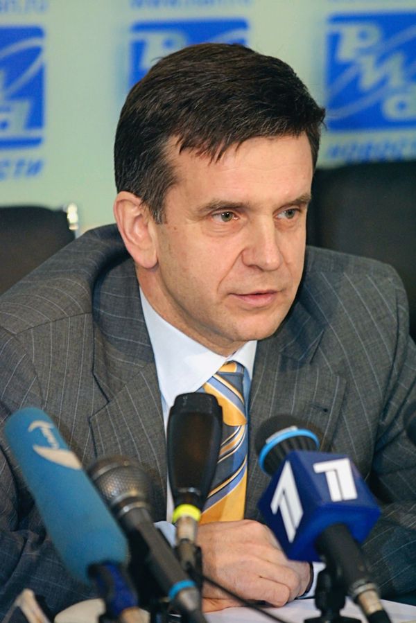 Mikhail Zurabov, board chairman of the Russian Pension Fund Mikhail Zurabov, board chairman of the Russian Pension Fund - Sputnik International