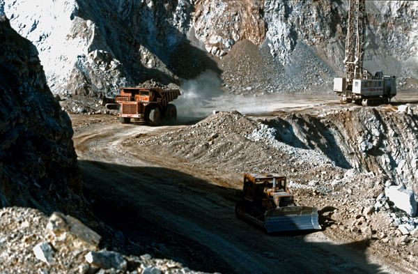 Ore quarrying in the North Caucasus Ore quarrying in the North Caucasus - Sputnik International