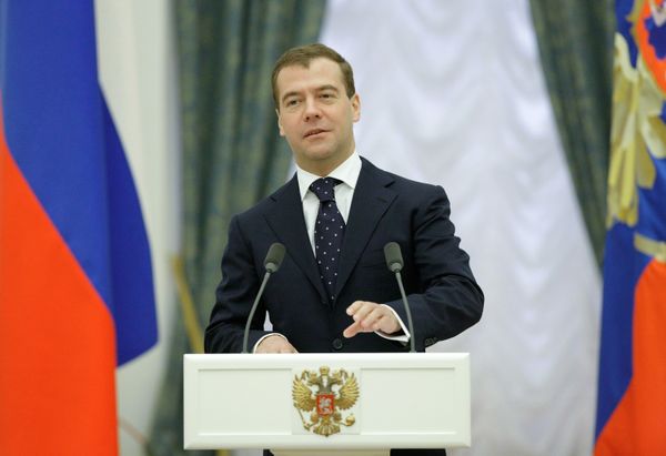 Dmitry Medvedev - Sputnik International