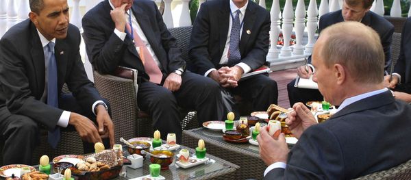 U.S. President Barack Obama meets with Russian Prime Minister Vladimir Putin U.S. President Barack Obama meets with Russian Prime Minister Vladimir Putin - Sputnik International
