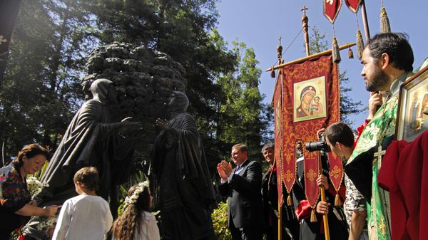 Opening a monument to Pyotr and Fevronia in Sochi Opening a monument to Pyotr and Fevronia in Sochi - Sputnik International