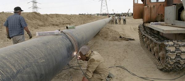 Laying a new gas pipeline - Sputnik International