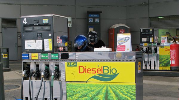Selling biofuel Selling biofuel - Sputnik International