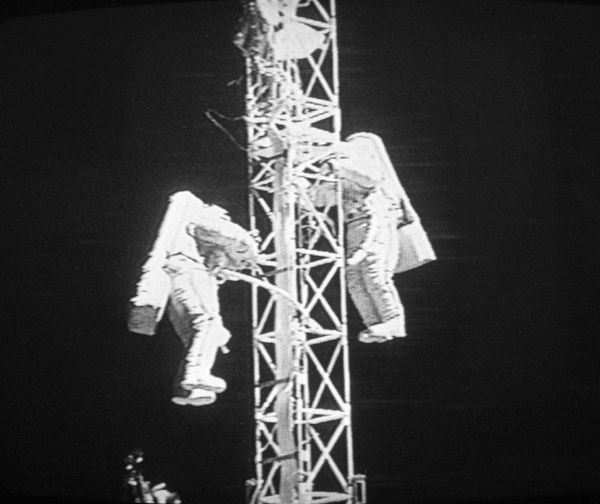 SPACEWALK SPACEWALK - Sputnik International