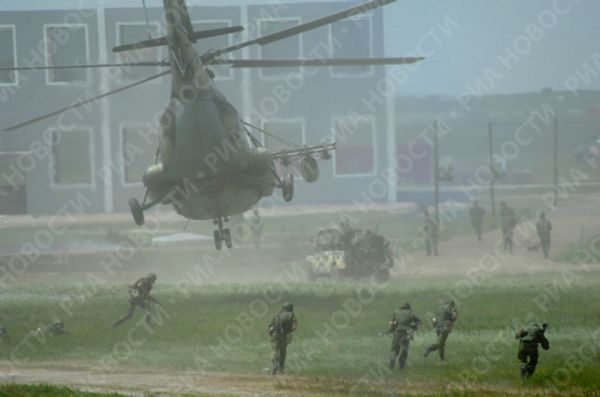 Russia, China hold Peace Mission 2009 joint exercise - Sputnik International