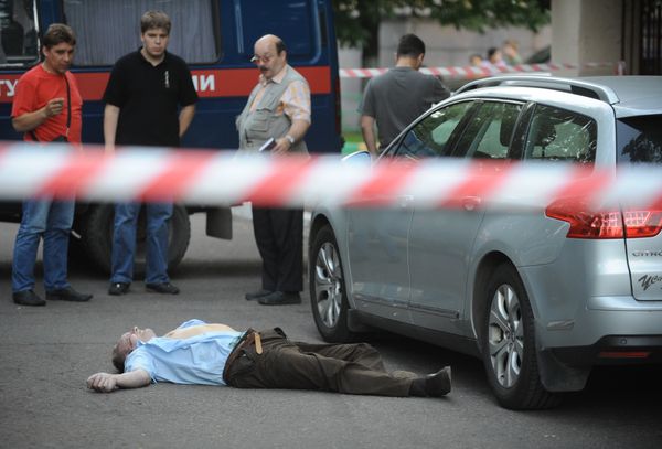 Man shot dead by unknown criminal in west Moscow Man shot dead by unknown criminal in west Moscow - Sputnik International