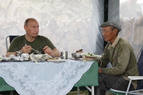 Putin’s day trip to Tuva Putin’s day trip to Tuva - Sputnik International