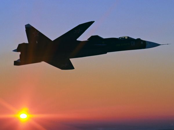 The experimental Su-47 Berkut multirole fighter - Sputnik International