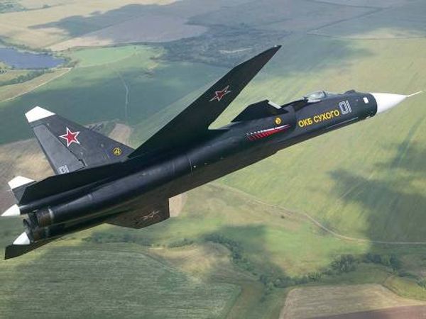 The experimental Su-47 Berkut multirole fighter - Sputnik International