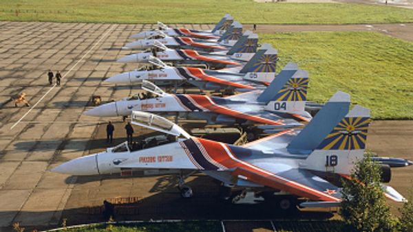 Su-27 - Sputnik International