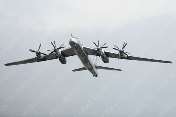 Fighters, amphibians and other “iron birds” congregate for MAKS-2009 air show   - Sputnik International