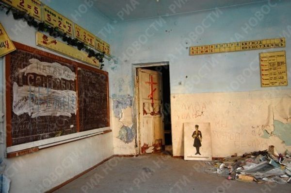 A school that is forever silent. Remembering victims of Beslan hostage crisis: five years later A school that is forever silent. Remembering victims of Beslan hostage crisis: five years later - Sputnik International