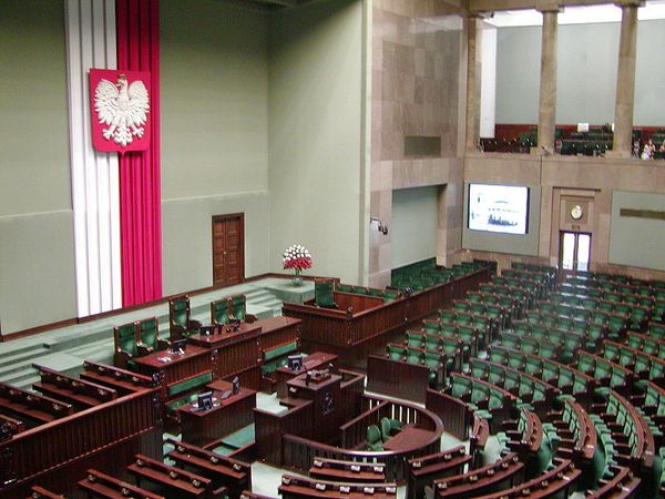 Russia says Polish WWII 'genocide' resolution harms ties - Sputnik International
