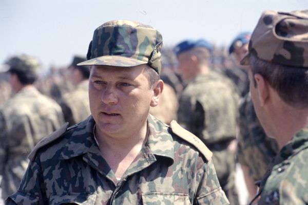 Lt. Gen. Vladimir Shamanov - Sputnik International