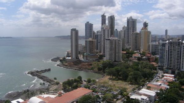 The U.S. and Panama will sign before October 30 an agreement on the deployment of two naval bases on the pacific coast of our country to fight international drug-trafficking, said Minister of Government and Justice Jose Raul Mulino. - Sputnik International