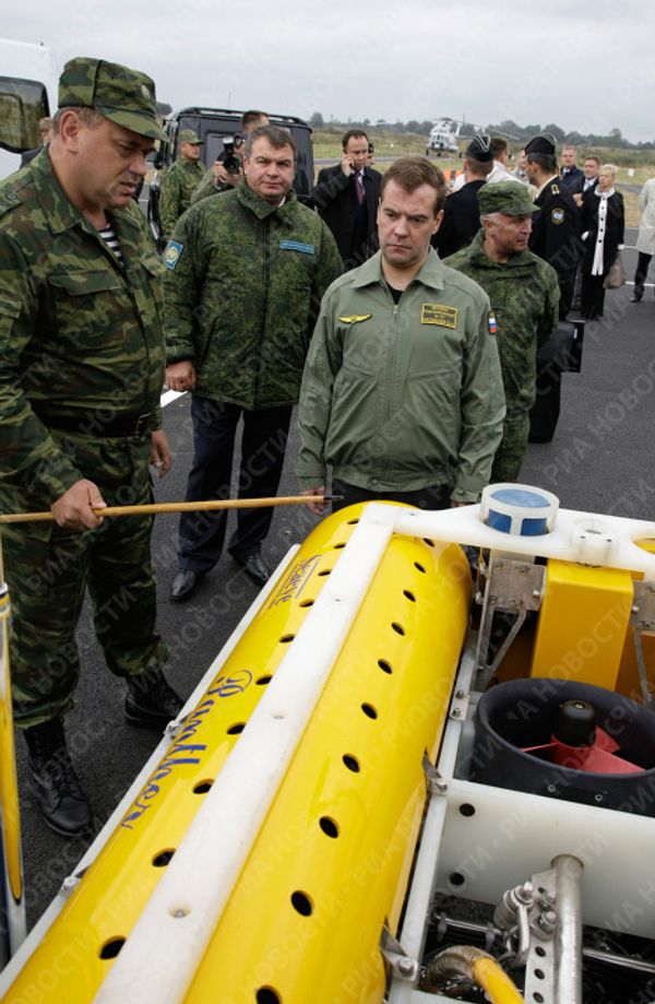 President Medvedev visits Baltic Fleet’s Khmelyovka firing range President Medvedev visits Baltic Fleet’s Khmelyovka firing range - Sputnik International