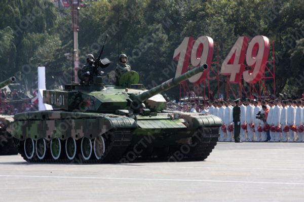 China marks 60th anniversary with tanks and female air regiment  - Sputnik International
