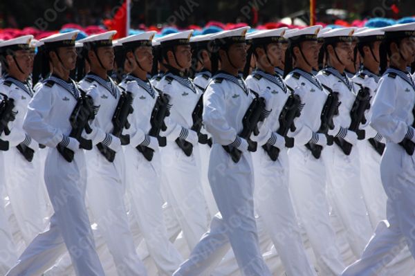 China marks 60th anniversary with tanks and female air regiment  - Sputnik International