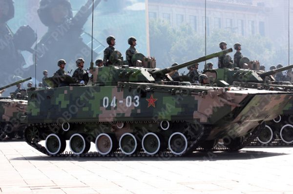 China marks 60th anniversary with tanks and female air regiment  - Sputnik International
