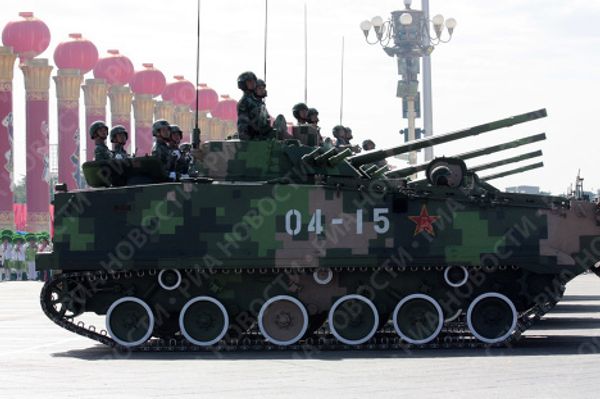 China marks 60th anniversary with tanks and female air regiment  - Sputnik International