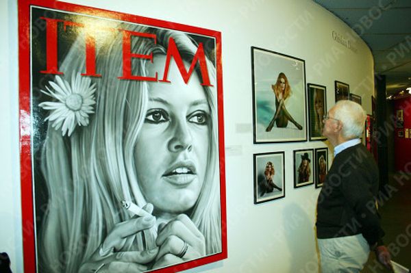 Brigitte Bardot exhibition ‘The Carefree Years’ opens in Paris suburb - Sputnik International