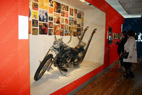 Brigitte Bardot exhibition ‘The Carefree Years’ opens in Paris suburb - Sputnik International