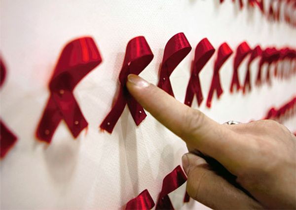  Around 300,000 living with AIDS in Russia - Health Ministry  - Sputnik International