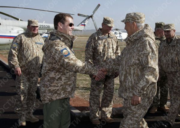 President Medvedev at CSTO military exercise - Sputnik International