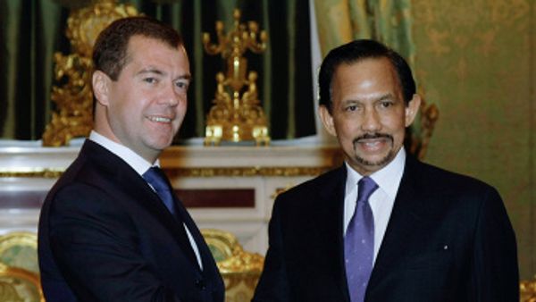 During the week, Bolkiah met with Russian President Dmitry Medvedev, as well as officials from Russian state arms exporter Rosoboronexport for discussions on the possibility of future arms purchases. - Sputnik International