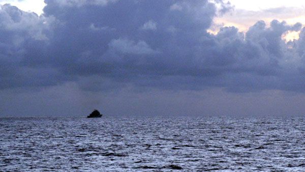 Canadian police intercept suspected migrants off west coast Canadian police intercept suspected migrants off west coast - Sputnik International