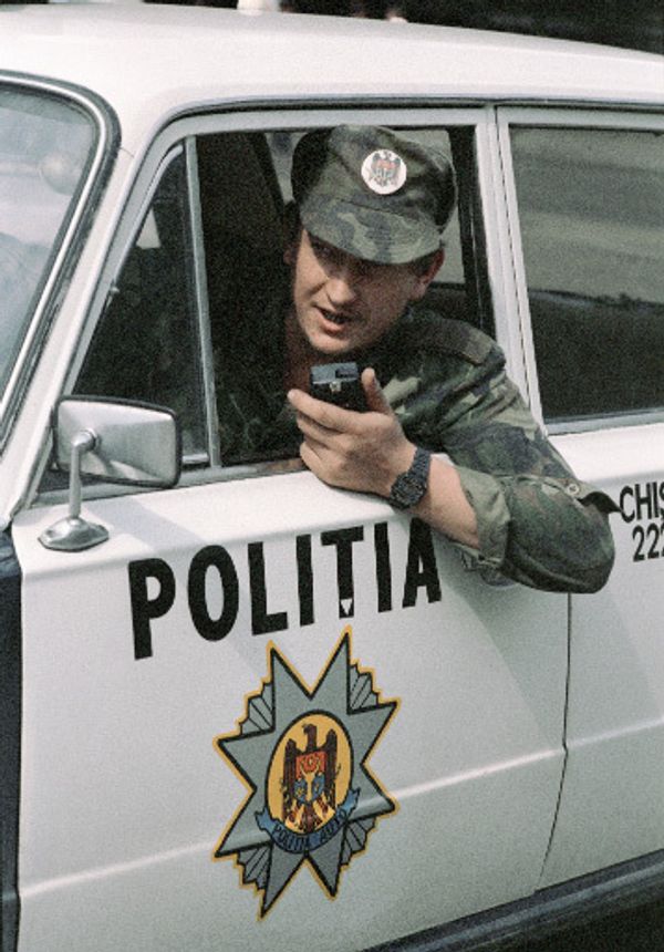  Moldovan police arrest first suspect in grenade attack case  - Sputnik International