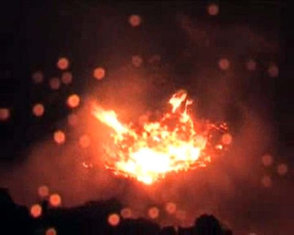 Eyewitness video of first moments after meteorite lands in Latvia  - Sputnik International