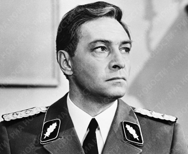 Vyacheslav Tikhonov as Max Otto von Stirlitz - Sputnik International