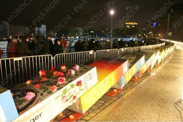 20th anniversary of fall of Berlin Wall - Sputnik International