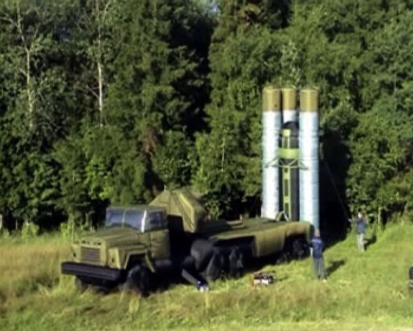 Inflatable tanks and air defense decoys: new Russian weapons  - Sputnik International